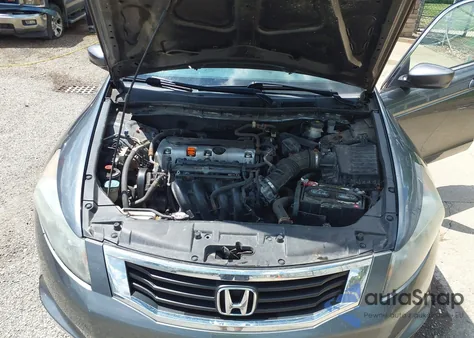 2010 Honda Accord 2.4 Lx z USA, uszkodzony, nr VIN 1HGCP2E35AA031149